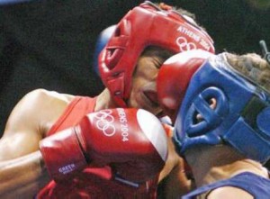 Los boxeadores vestidos de rojo tendrían más posibilidades de ganar